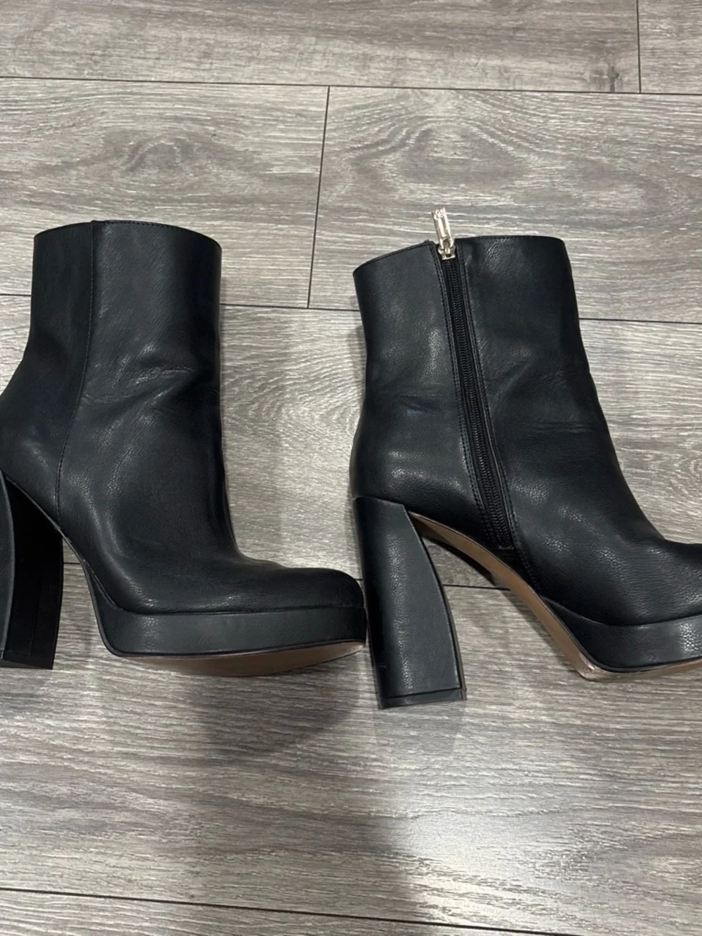 Jessica Simpson Black Platform Heel Ankle Boots
